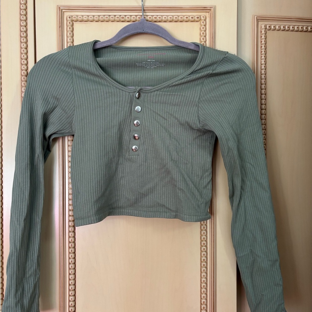 Cropped top from Suzette collection